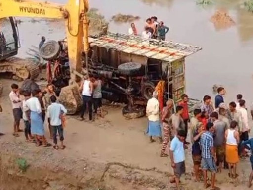 datiya truck accident 1687930887