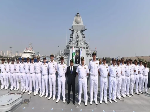 indian navy job pic 1701156786