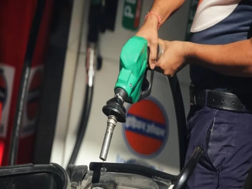 petrol diesel price today 1695784117