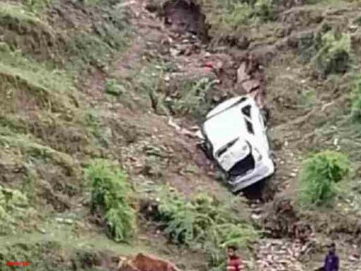 uttarakhand pithoragarh big road accident 1687425485